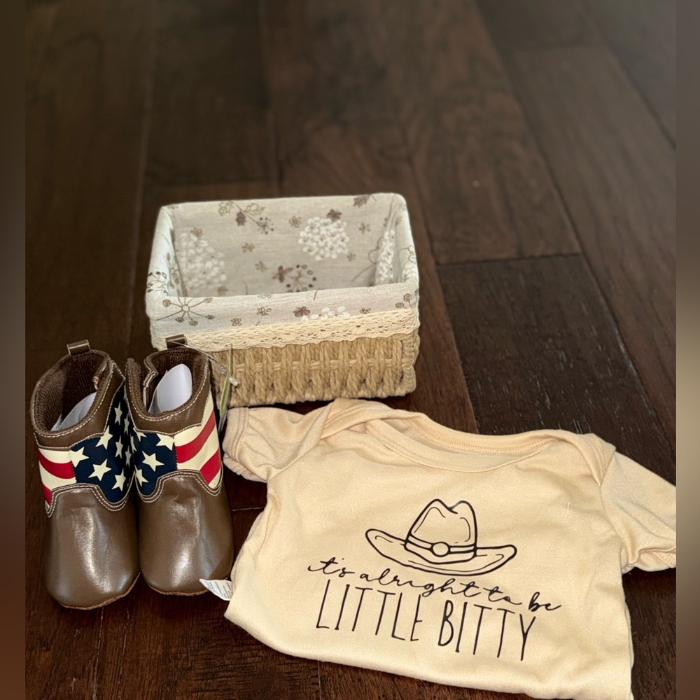 Cowboy Themed Baby Boy Gift Set